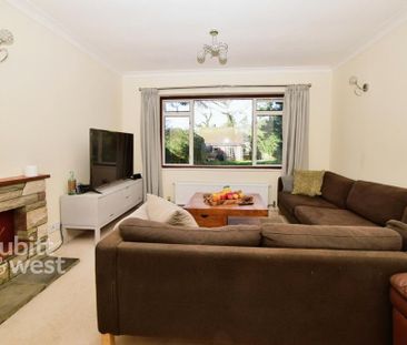 4 bedroom detached house to rent - Photo 5