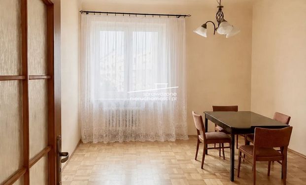 2-pok. w Powojennej Kamienicy z WINDĄ, NOWA Kuchnia - Photo 1