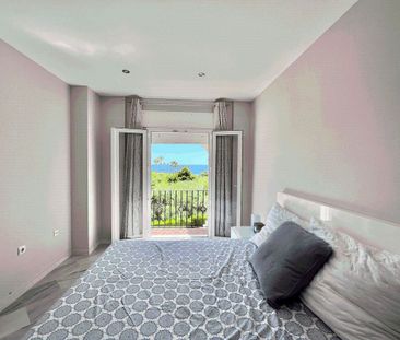 3 room luxury House for rent in Alcaidesa, Spain - Photo 4