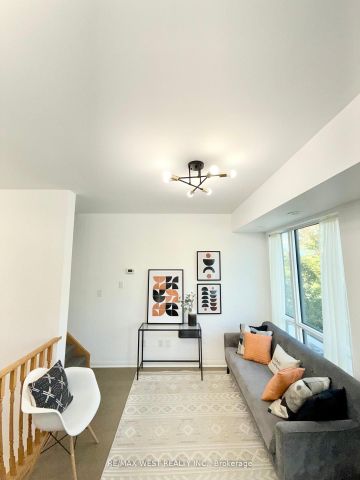 For Lease - 639 Lawrence Avenue Unit# 310, Toronto, Ontario - Photo 3