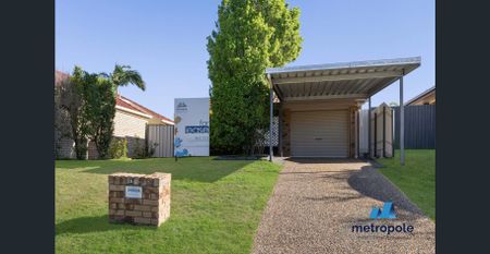 THREE BEDROOM HOME IN CONVENIENT LOCATION - Photo 2