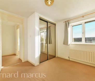 Appleby Gardens, Feltham - Photo 3