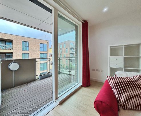 Edmund Street, London, SE5 - Photo 1