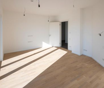 Großzügige 3-Zimmerwohnung mit Balkon und Wintergarten am Gleisdreieck - Photo 1