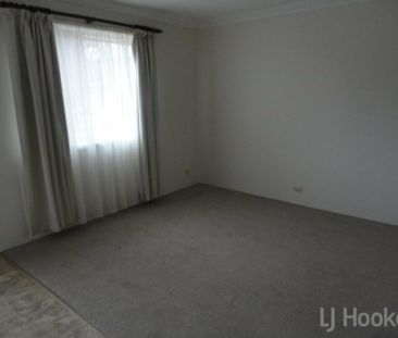 Ideally Located 1 Bedroom Unit - Photo 5