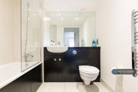 1 bedroom flat to rent - Photo 4