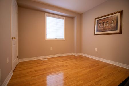 For Lease - 2 Sir Jacobs Crescent Unit# MAIN, Brampton, Ontario - Photo 5