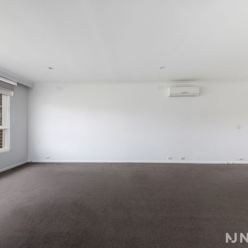 2/3 - 7 Stevens Road, VERMONT - Photo 1