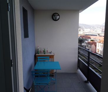 Location Appartement 1 pièce 24m² - Photo 1