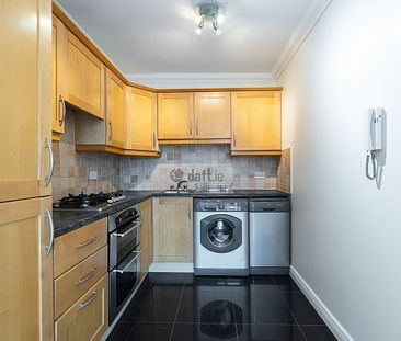 Apartment to rent in Contae Bhaile Átha Cliath, An tSeanchúirt - Photo 6