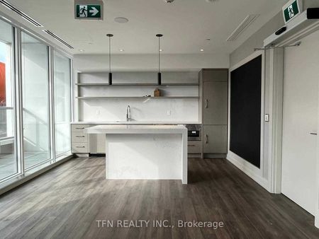 For Lease - 212 King William Street Unit# 512, Hamilton, Ontario - Photo 4