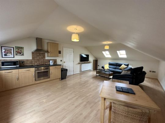 Riverside Court, Rock Ferry - Photo 1