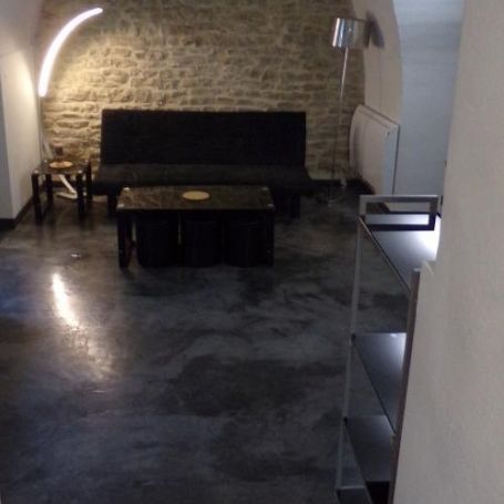 Location Appartement P2 rénové(e) Nimes - Photo 1