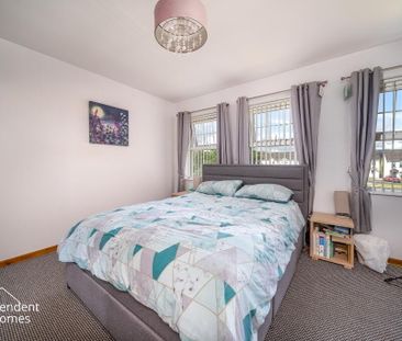 1 Walnut Green, Larne, BT40 2WP - Photo 2