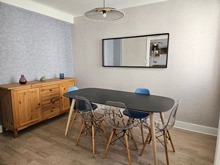 Location Appartement 3 pièces 61m² BESANCON 25000 - Photo 2