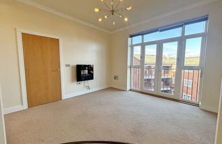 Apartment 15 , Olivers View, Prince of Wales Terrace, Scarborough - Photo 3
