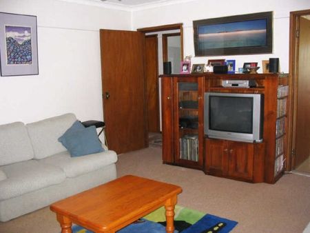 76 Parklands Road, Mount Colah NSW 2079 - House For Rent | Domain - Photo 3