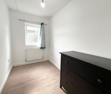 5 bedroom end of terrace house to rent - Photo 5