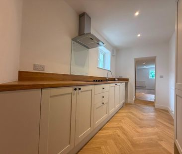 Henderson Place, Plymouth - Photo 3
