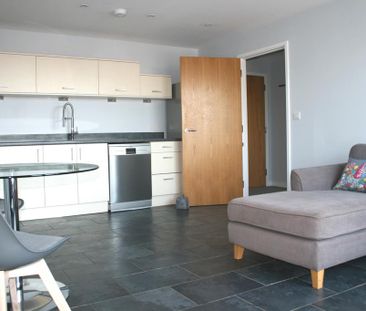 2 bedroom apartment to rent - Photo 2