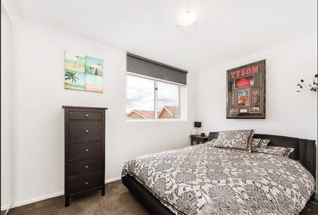 Centrally located! - Photo 4