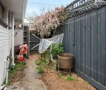 1/9-11 Wild Street, Reservoir. - Photo 2