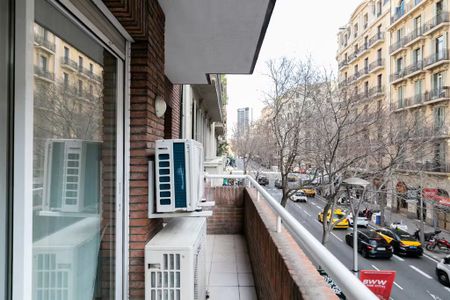 Carrer de París, Barcelona, Catalonia 08036 - Photo 4
