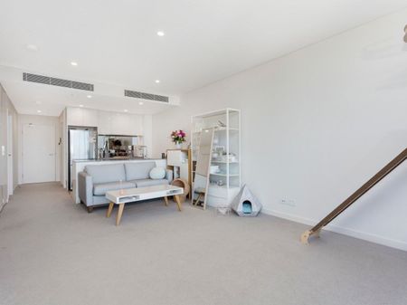 1202/150 Pacific Highway, North Sydney - Photo 2