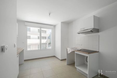 Rental Apartment Bordeaux Saint-Jean - Photo 4