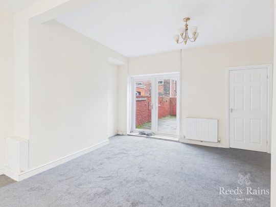 3 bedroom terraced house to rent - Photo 1