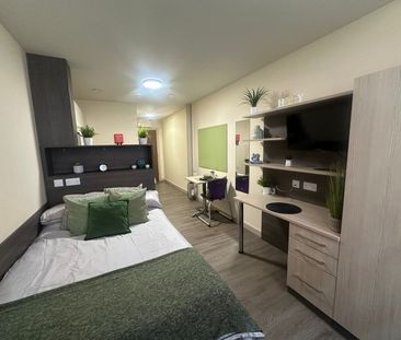 Studio Flat, Halley House, NG1 - Photo 3