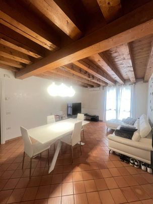 Bilocale ottimo stato, piano terra, Centro, Bassano del Grappa - Foto 1