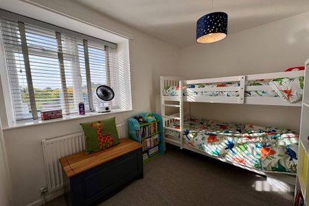 2 bedroom terraced house to rent - Photo 3