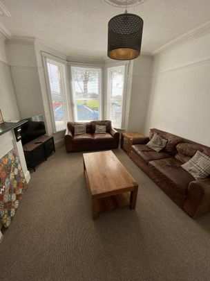 5 bedroom terraced house to rent - Photo 1
