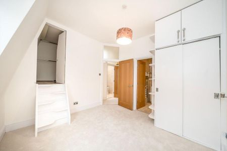 3 bedroom flat to rent - Photo 4