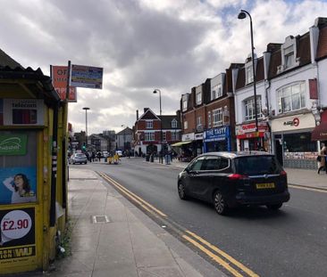 1 bedroom in a house share to rent - Photo 5