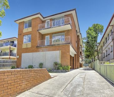 Modern Unit in a Highly Sought After Location - Photo 5