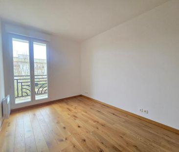Location Appartement 2 pièces 43m² STE GENEVIEVE DES BOIS 91700 - Photo 2