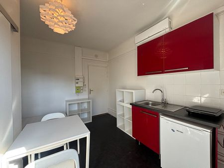 Location Appartement 1 pièce 13m² - Photo 3