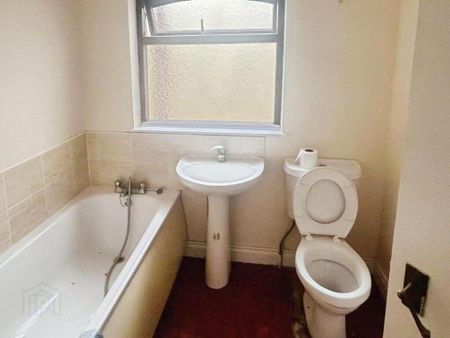 32 Kilmaine Street, Lurgan, Craigavon, BT67 9AL - Photo 5