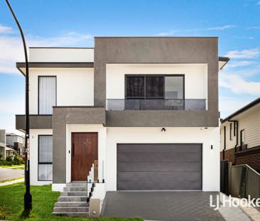 Stunning Brand New 5 Bedroom Home - Photo 1