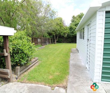 Sweet Retreat on York Street - Photo 2