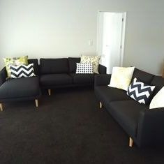 RICCARTON – PURPOSE BUILT, MODERN DOUBLE BEDROOM + ENSUITE BATHROOM - Photo 1