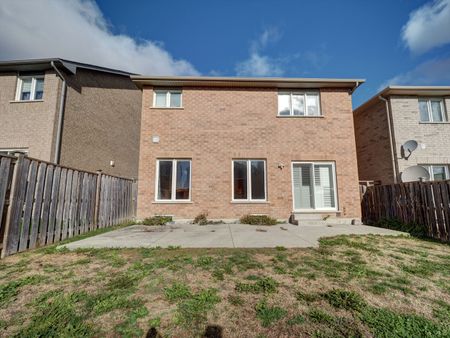 For Lease - 13 Wilcliff Court, Markham, Ontario - Photo 2