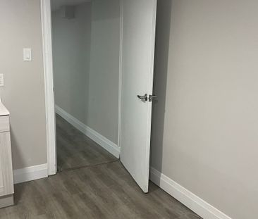 For Lease - 136 Edgemont Street, Hamilton, Ontario - Photo 6