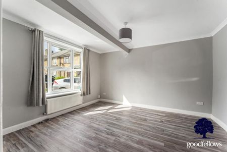 3 bedroom terraced house to rent - Photo 3