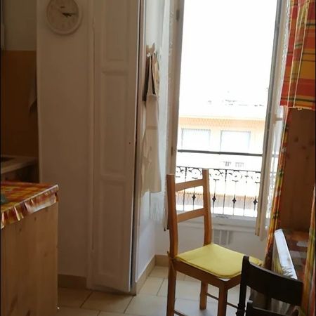 Chambre meublée avec balcon privatif - Photo 4