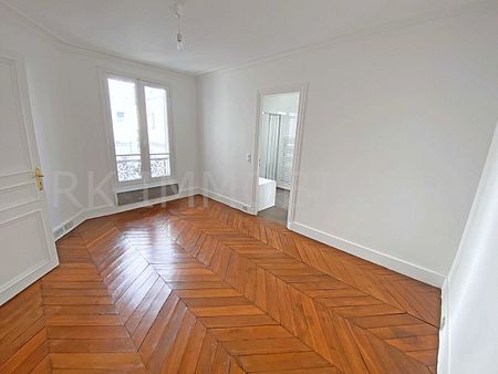 Appartement sur Paris 05 - Photo 2