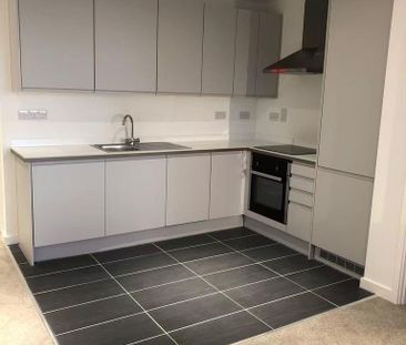 2 bedroom house of multiple occupation to rent - Photo 5