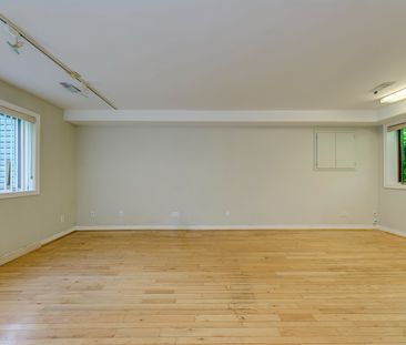 For Lease - 235 Tweedsdale Crescent, Oakville, Ontario - Photo 6